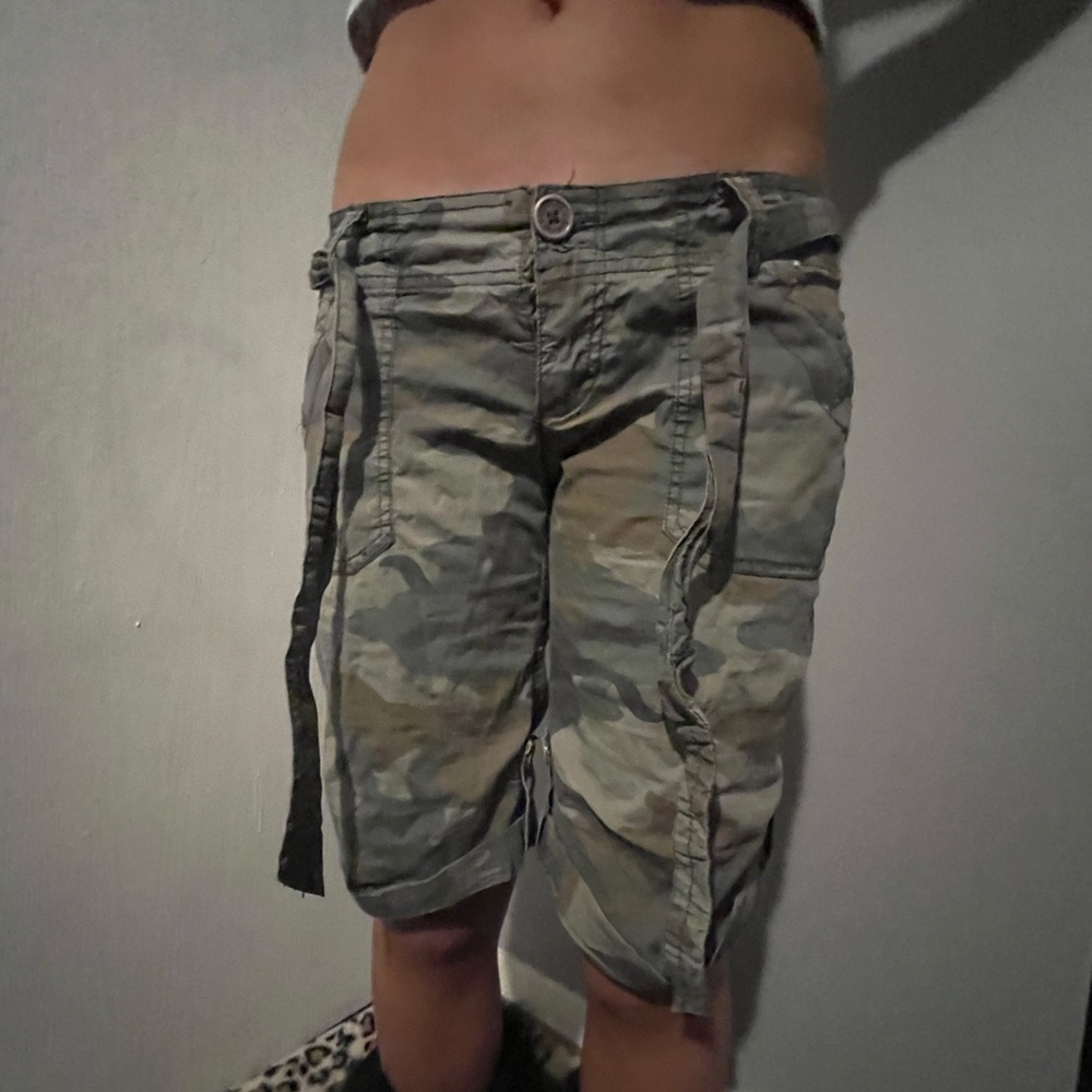Garage Camouflage Womens shorts